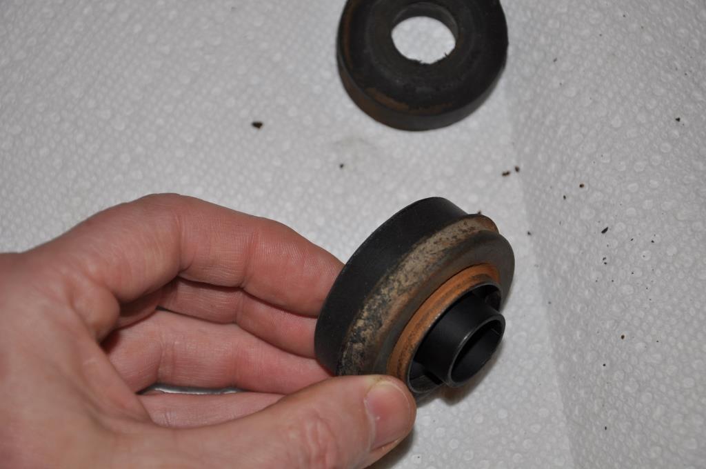 Torsion Bar Metal Ring and new Rubber.jpg