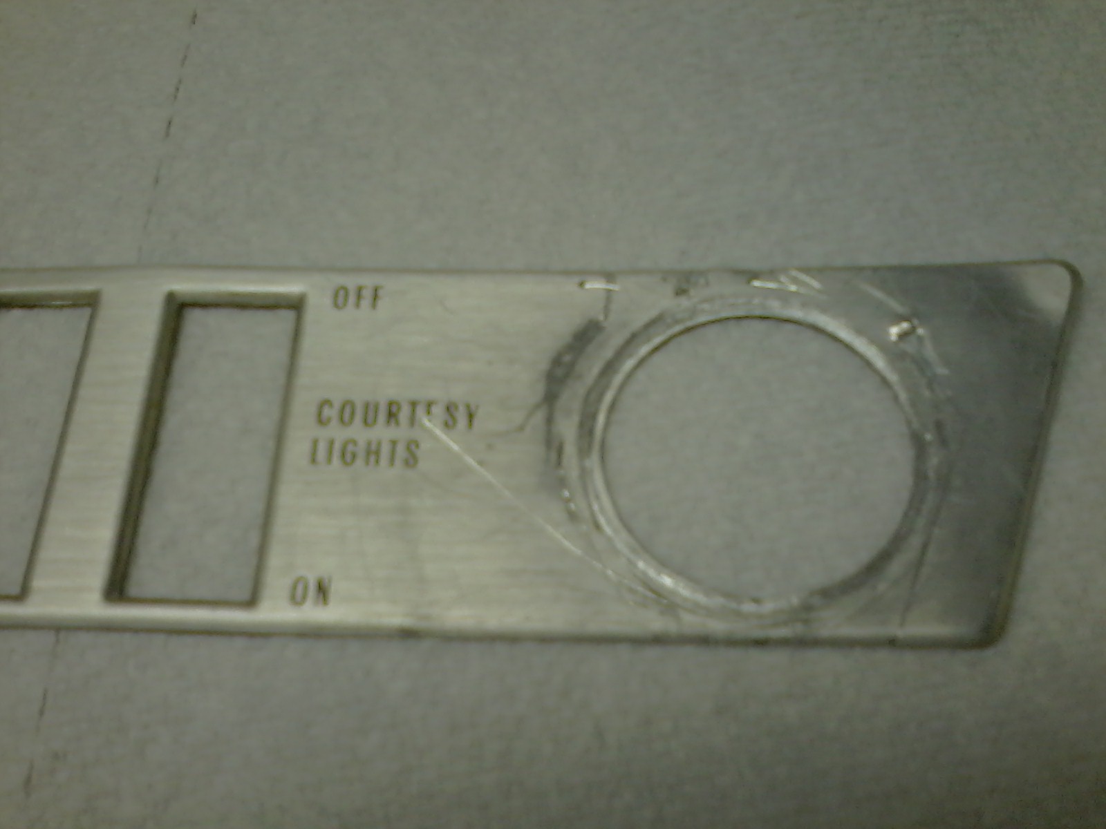 applique ign key damage.jpg